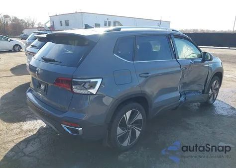 2024 Volkswagen Taos 1.5T Se из США, поврежденный, VIN 3VVVX7B21RM052273